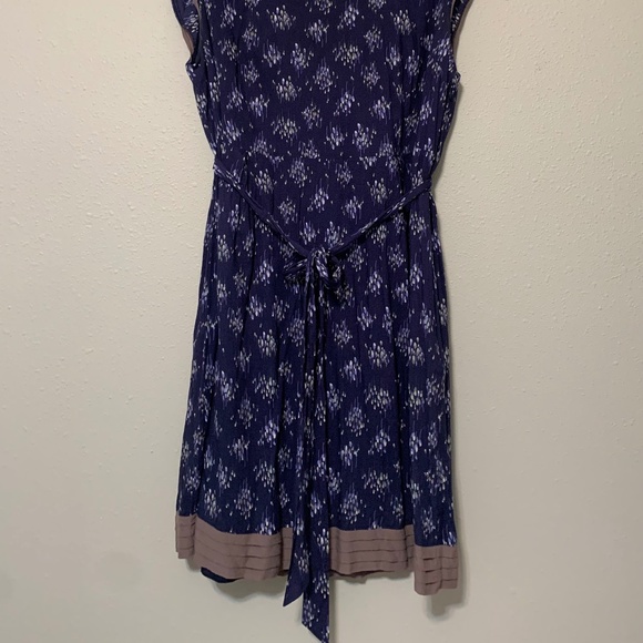 Boden A Line Dress US 14L Tie Waist Navy Blue Tan Trim Cap Sleeves Floral - Picture 2 of 8